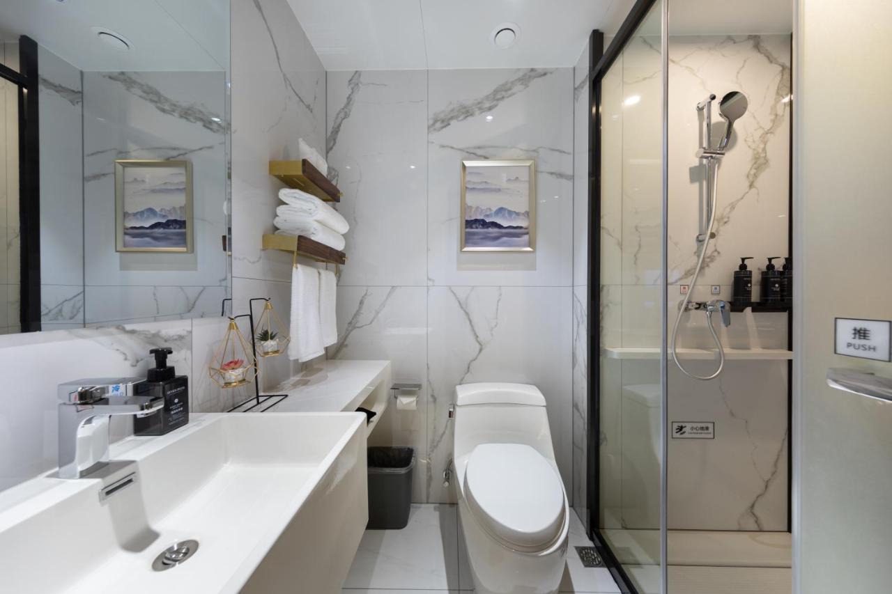 Ausotel By Argyle Baiyun International Airport Renhe Metro Exit B Γκουανγκζού Εξωτερικό φωτογραφία